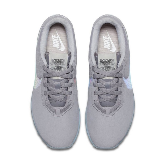 New In Box! Rare Nike Gray Sneakers - Picture 5 of 8